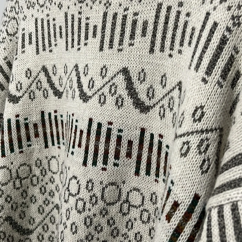 Vintage JT Beckett Men’s XL Sweater Made in Italy Geometric Design